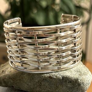 Quiet luxury Sterling silver 925 bangle bracelet vintage